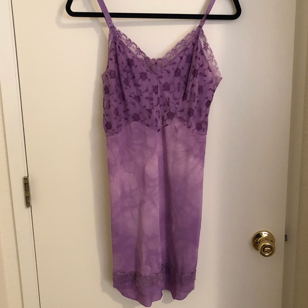 Vtg vintage hand dyed purple slip size 34